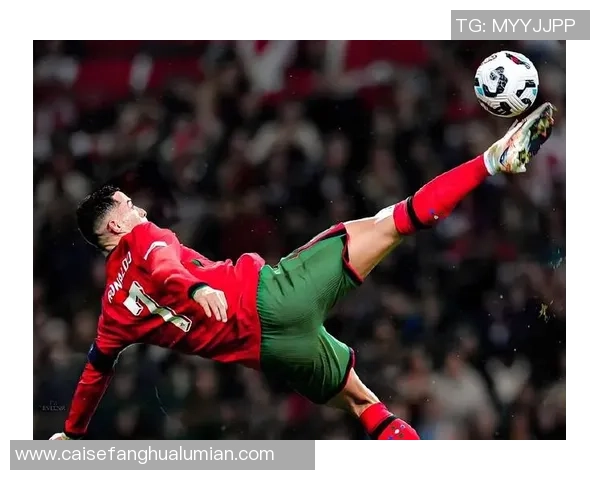 史上最大的足球明星背后的传奇故事与辉煌成就揭秘