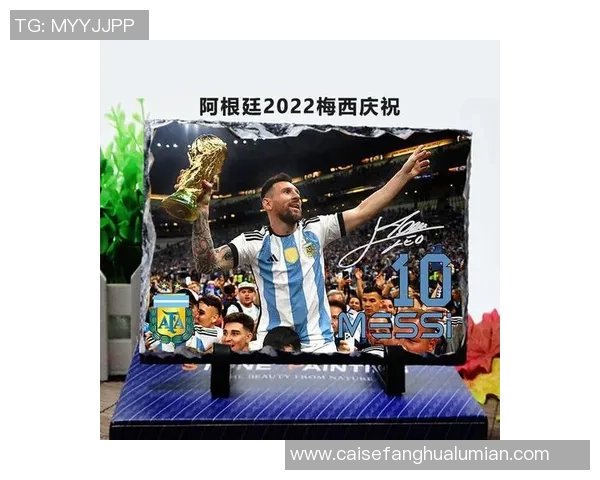 梅西足球明星摆件尽显球场风采完美收藏品带你感受足球魅力